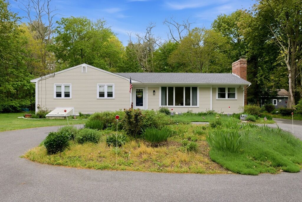 Property Photo: 1519 Santuit Newtown Rd MA 02635