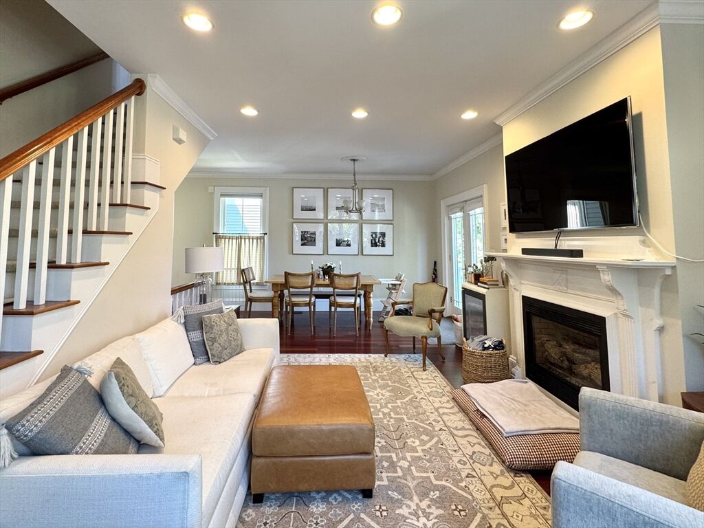 Property Photo:  51 Upland Rd 1  MA 02140 