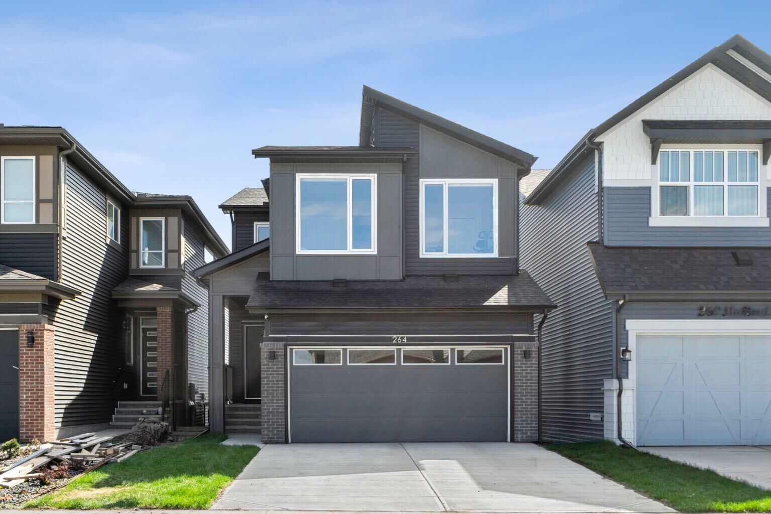 Property Photo:  264 Mallard Grove SE  AB T3S 0M8 