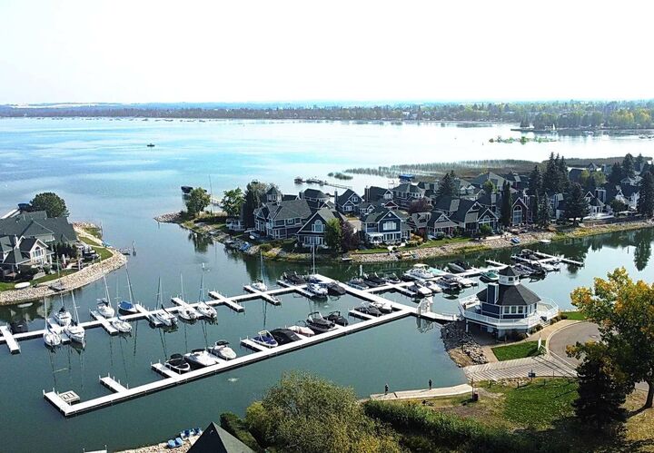 Property Photo: 108 Marina Bay Court AB T4S 1E9