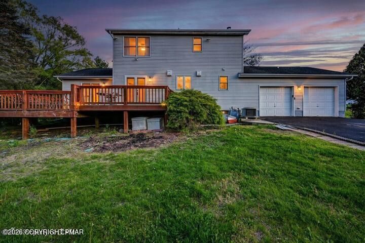 Property Photo:  2204 Branchwood Court  PA 18302 