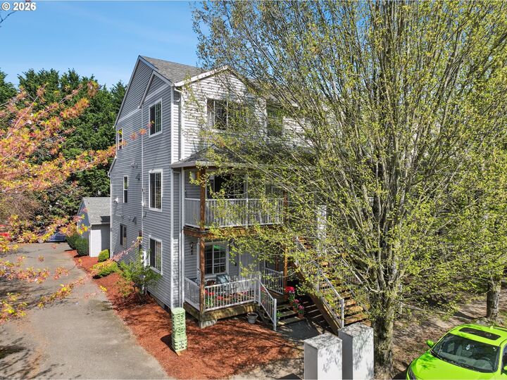 Property Photo: 12923 NE Prescott Dr OR 97230