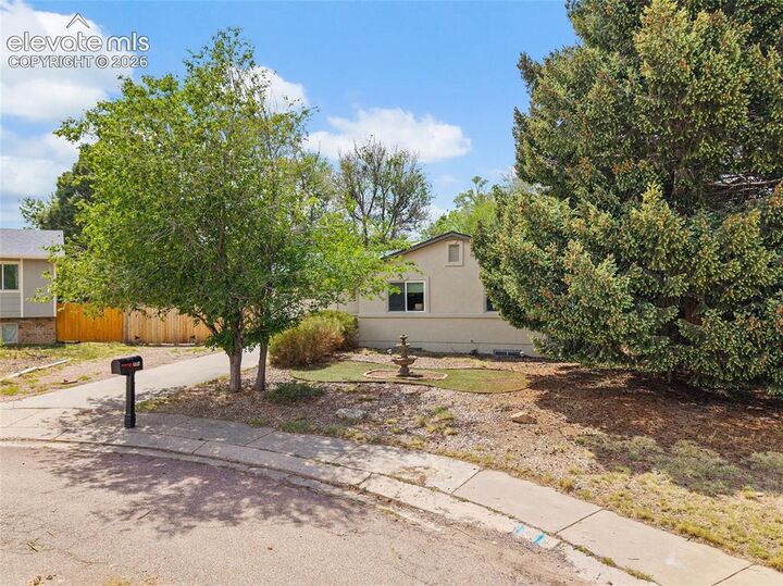 Property Photo: 6920 Wichita Place CO 80915