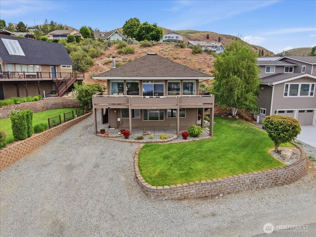 Property Photo:  101  Stormy Mountain Way  WA 98816 