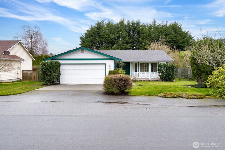 Property Photo:  2219  13th  WA 98221 