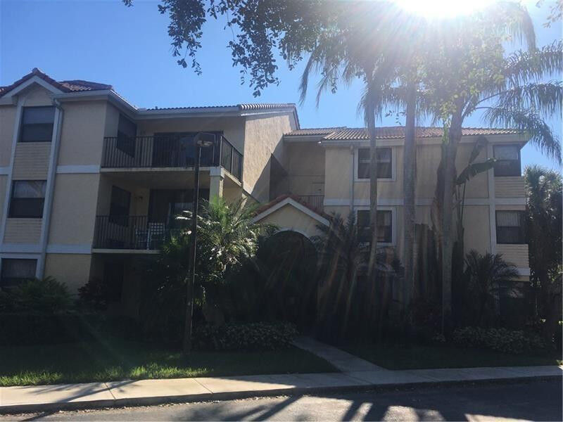 Property Photo: 10131 W Sunrise Boulevard 206 FL 33322