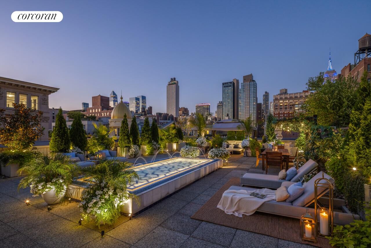 Property Photo:  60 W 20th Street Pha  NY 10011 