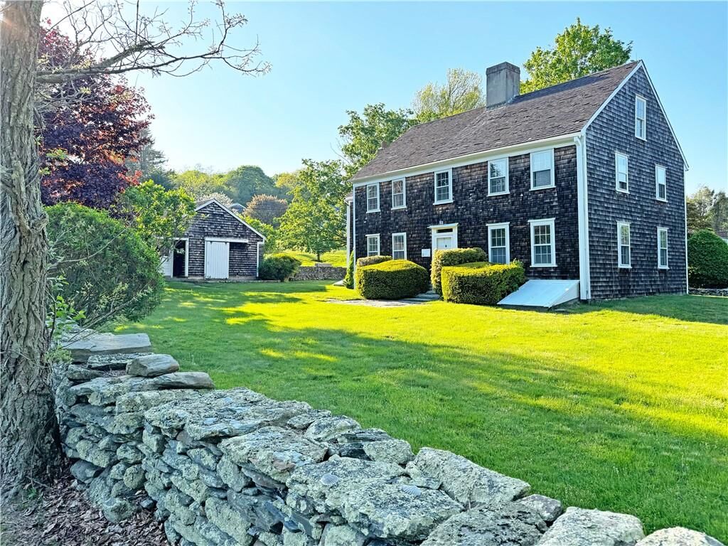 Property Photo:  6 Baldwin Road  RI 02842 