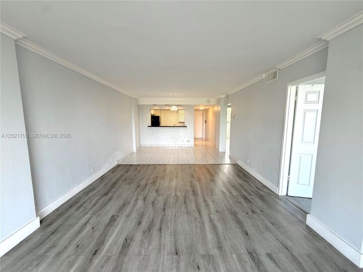Property Photo:  3660 NE 166th St 414  FL 33160 