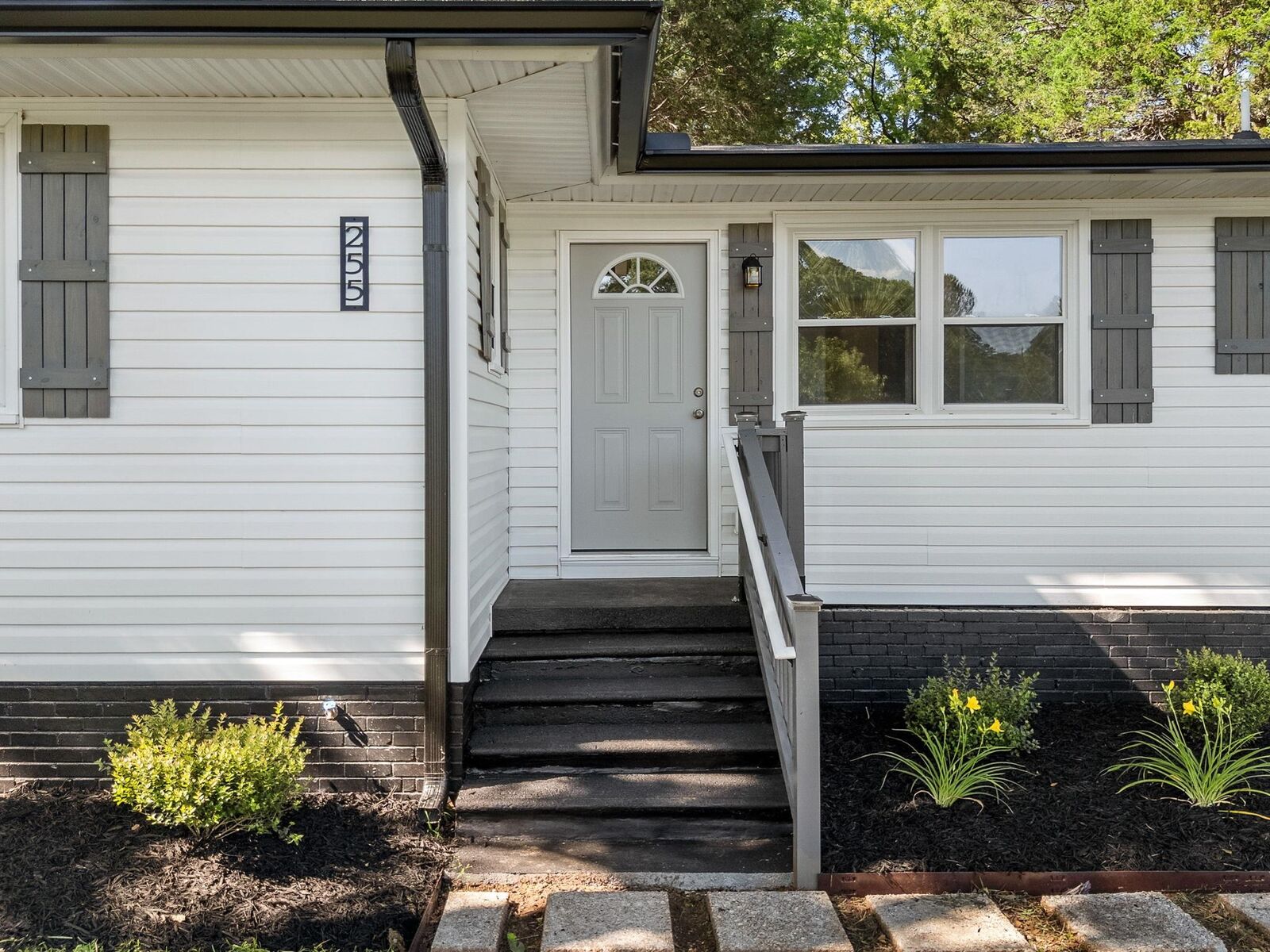 Property Photo: 255 Hazelwood Avenue SC 29302