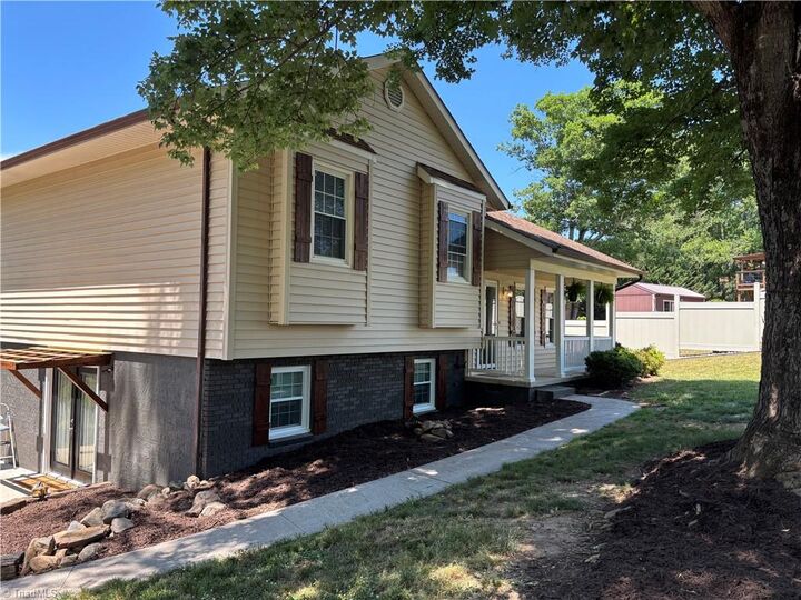 Property Photo: 236 Mille Run Street NC 28659