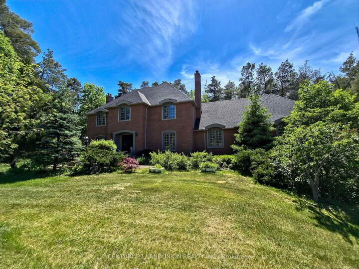 Property Photo:  2 Heron Trail  ON L3Y 4W1 