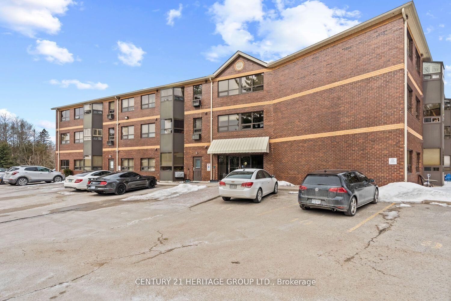 Property Photo: 166 Olive Street 105 ON L9N 1M9