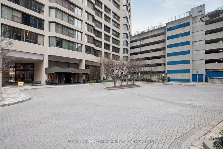 Property Photo: 55 Harbour Square 1418 ON M5J 2L1