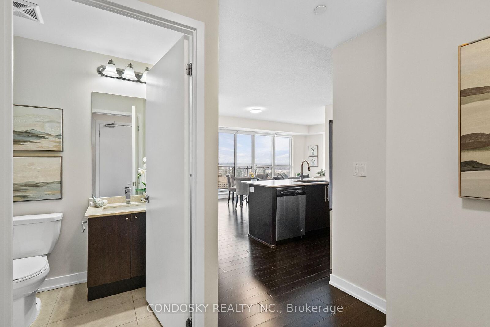 Property Photo: 510 Curran Place 4109 ON L5B 0J8