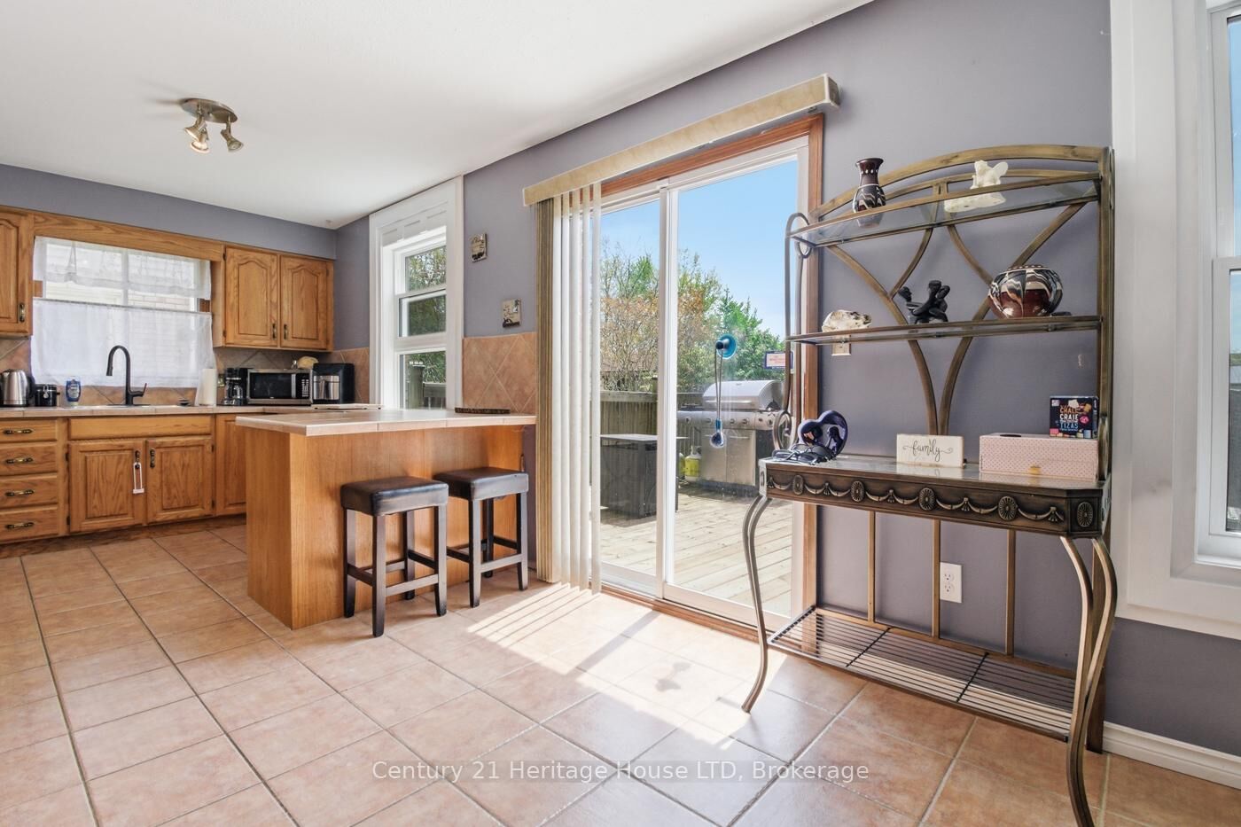 Property Photo: 6864 Sunrise Court ON L2G 7V2
