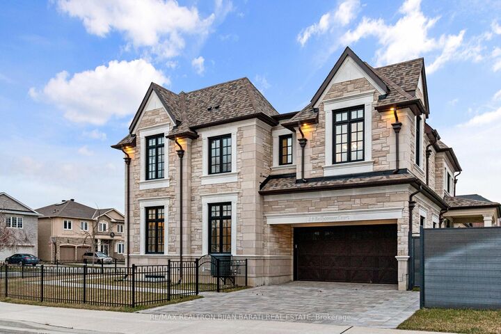 Property Photo: 29 Ballyconnor Court ON M2M 4C6