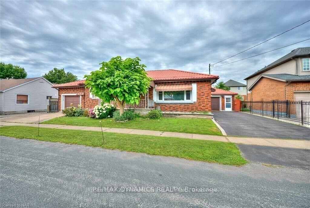 Property Photo: 6299 Murray Street ON L2G 2K8