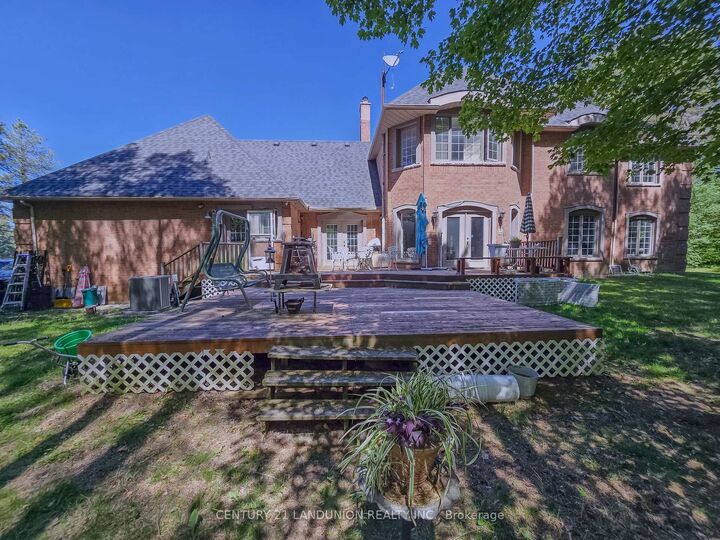 Property Photo: 2 Heron Trail ON L3Y 4W1