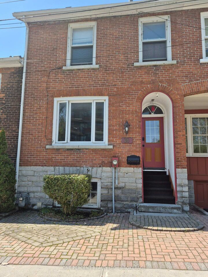 Property Photo: 38 Lower Union Street ON K7L 2M9