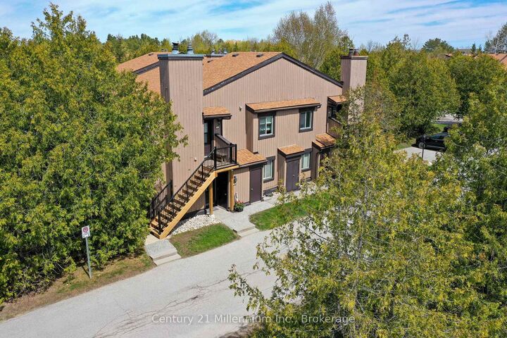 Property Photo: 23 Dawson Drive 98 ON L9Y 5B4