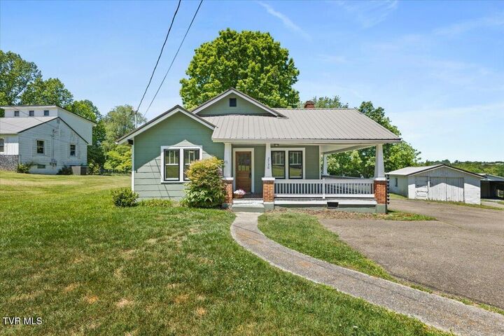 Property Photo:  2736 West Walnut Street  TN 37604 