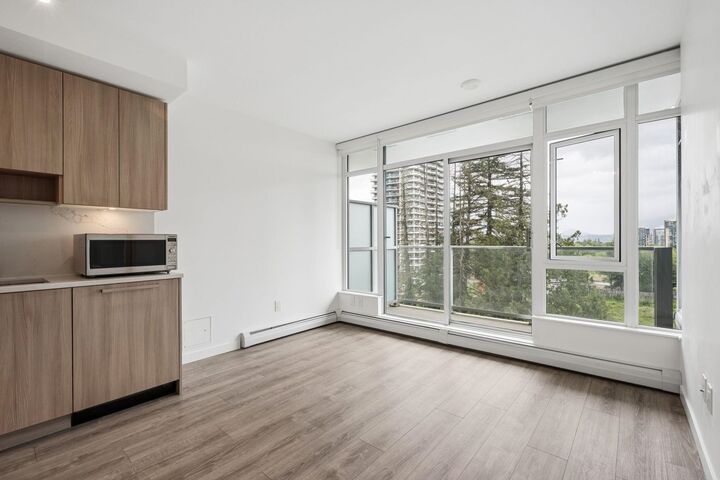 Property Photo:  13350 Central Avenue 704  BC V3T 0S1 