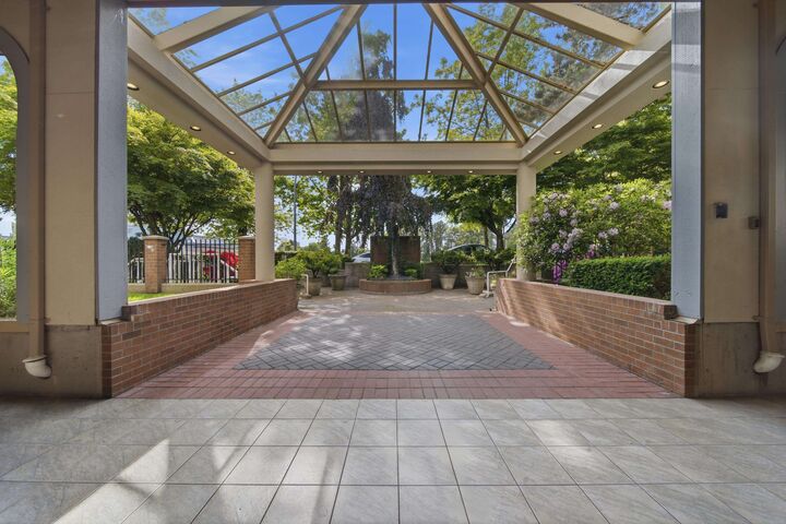 7326 Antrim Avenue 203 — photo 1