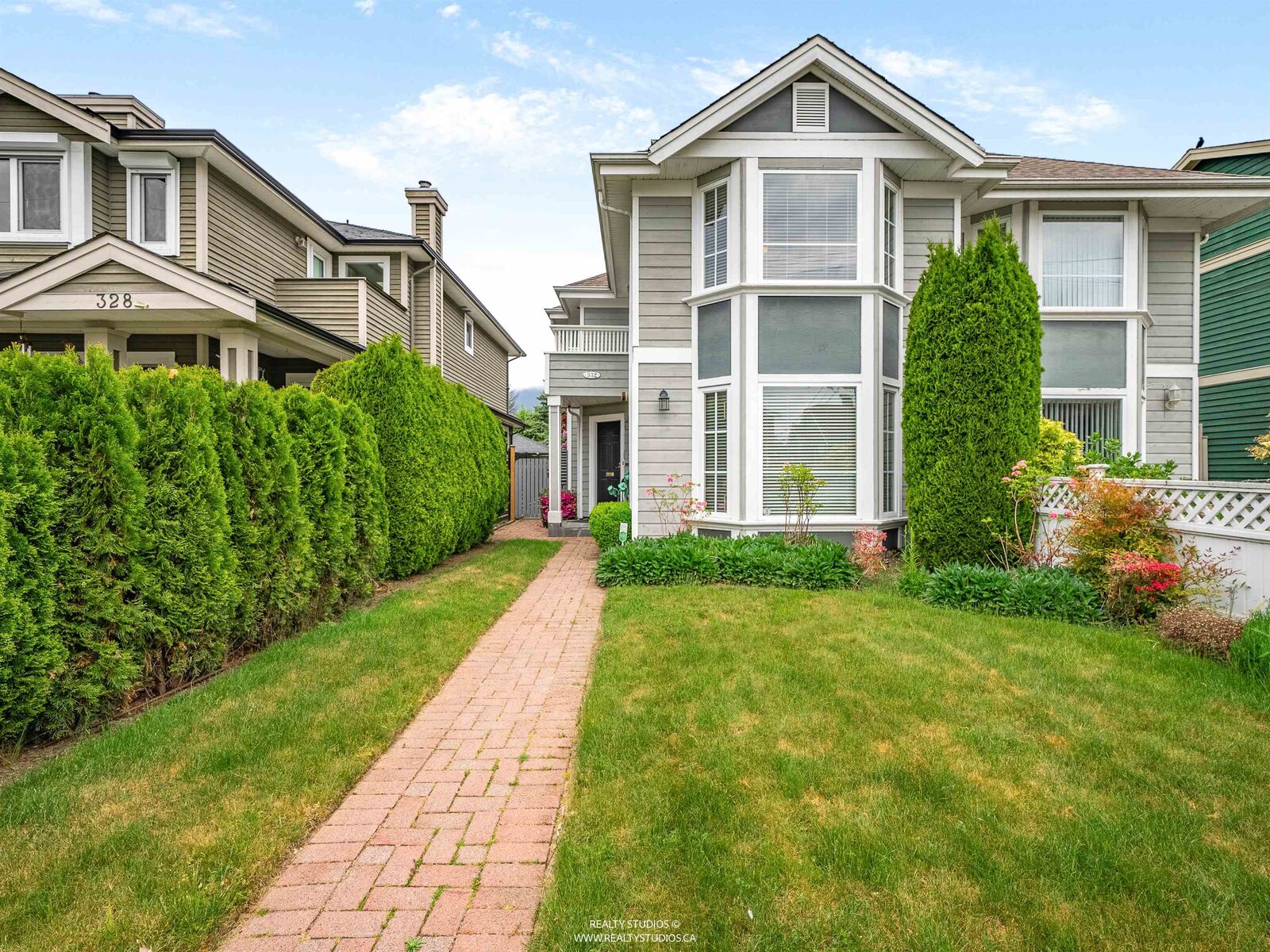 Property Photo:  332 E 12th Street  BC V7L 2J9 