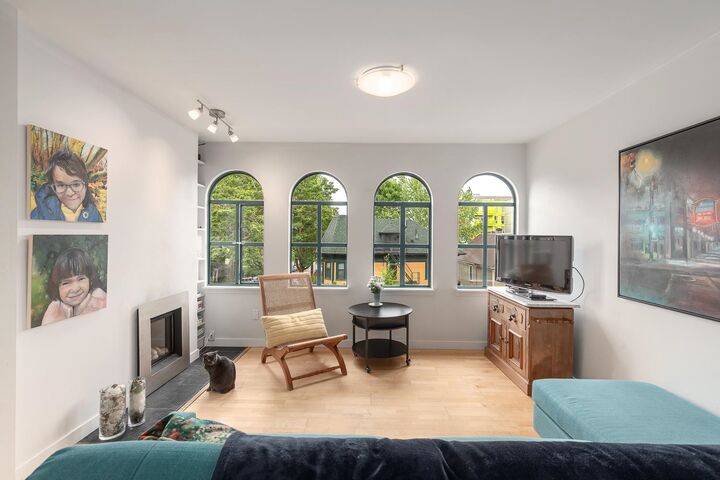Property Photo: 700 E Pender Street 301 BC V6A 1V7
