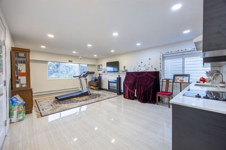 Property Photo:  3881 S Napier Street  BC V5C 3E6 