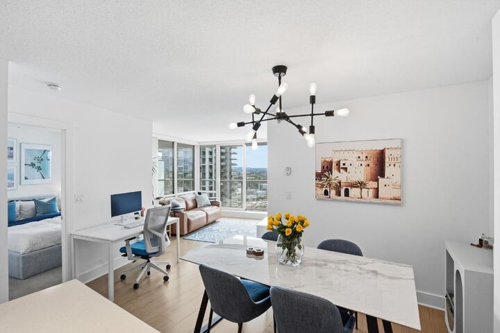 Property Photo: 4189 Halifax Street 3006 BC V5C 0H9