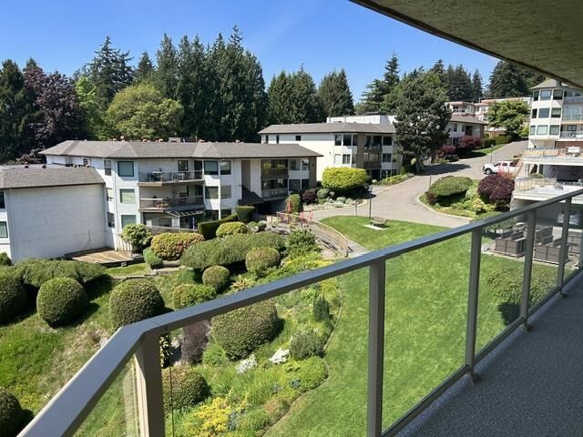 Property Photo: 1350 Vidal Street 401 BC V4B 5G6