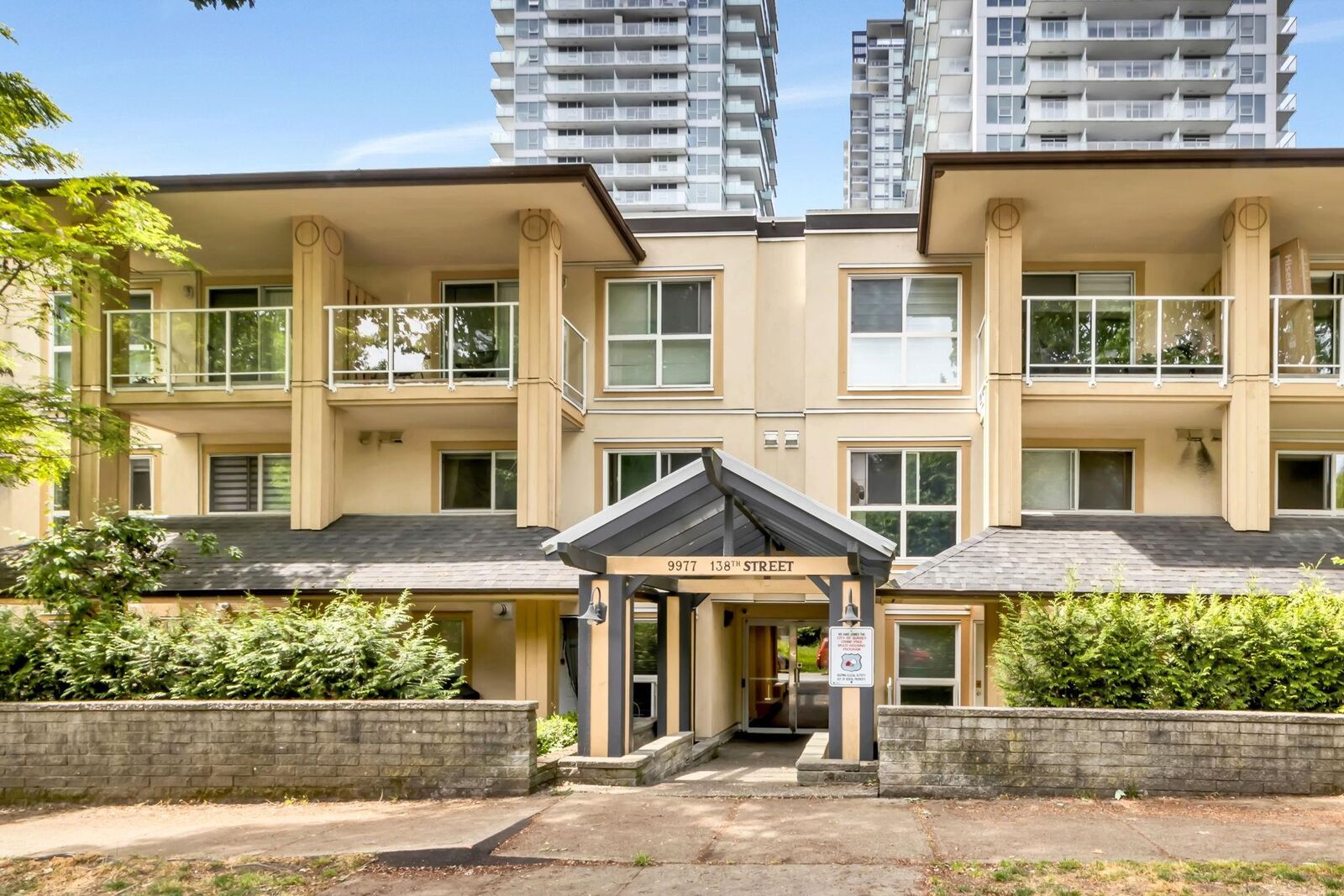 Property Photo:  9977 138 Street 19  BC V3T 5E4 
