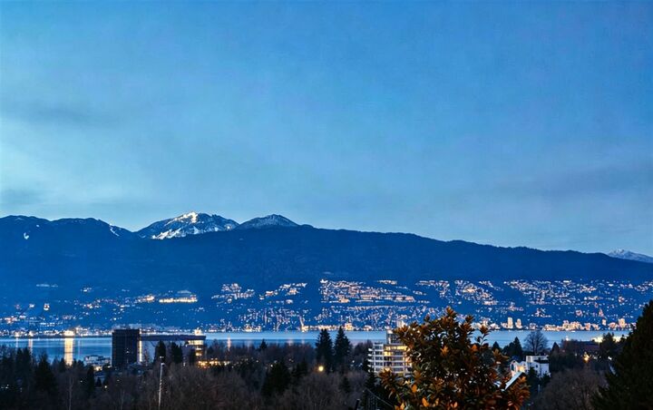Property Photo: 3770 W 13th Avenue BC V6R 2S6