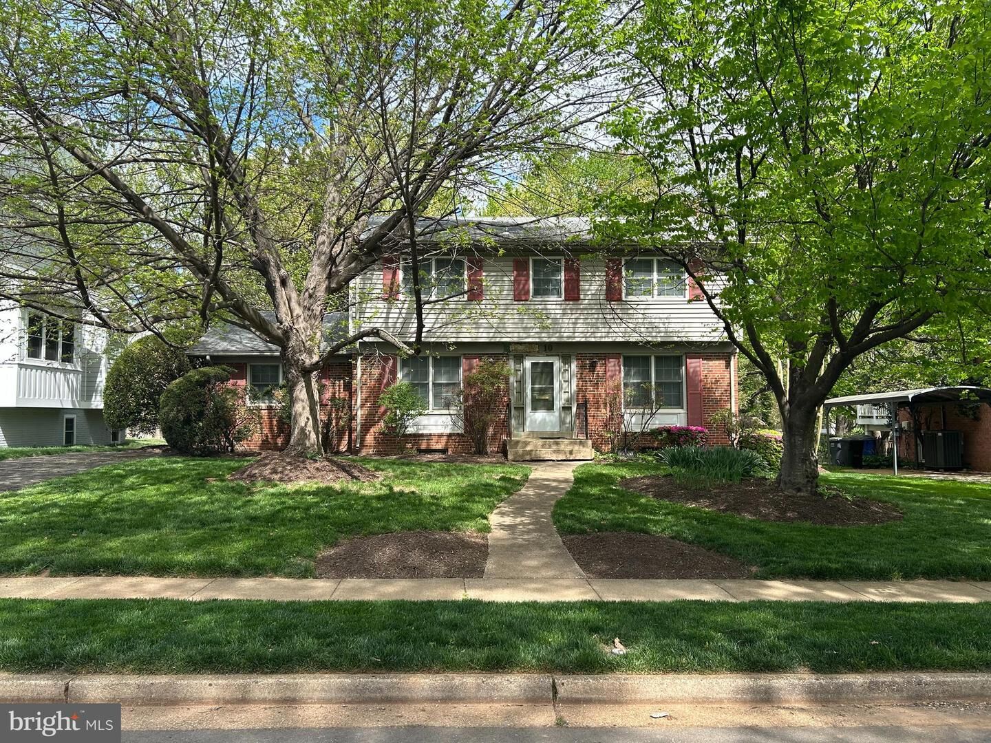 Property Photo: 6710 Moly Drive VA 22046