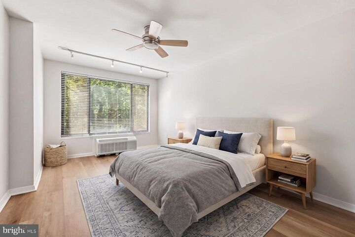 Property Photo: 2501 Calvert Street NW 310 DC 20008