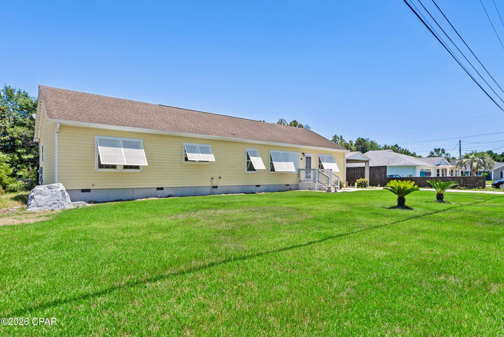 Property Photo:  655 16th Street  FL 32413 