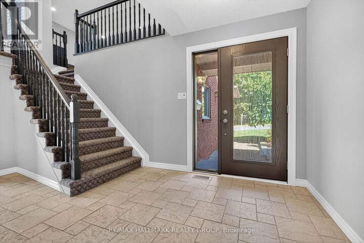 Property Photo:  1354 Gaultois Avenue  ON K1C 3G6 