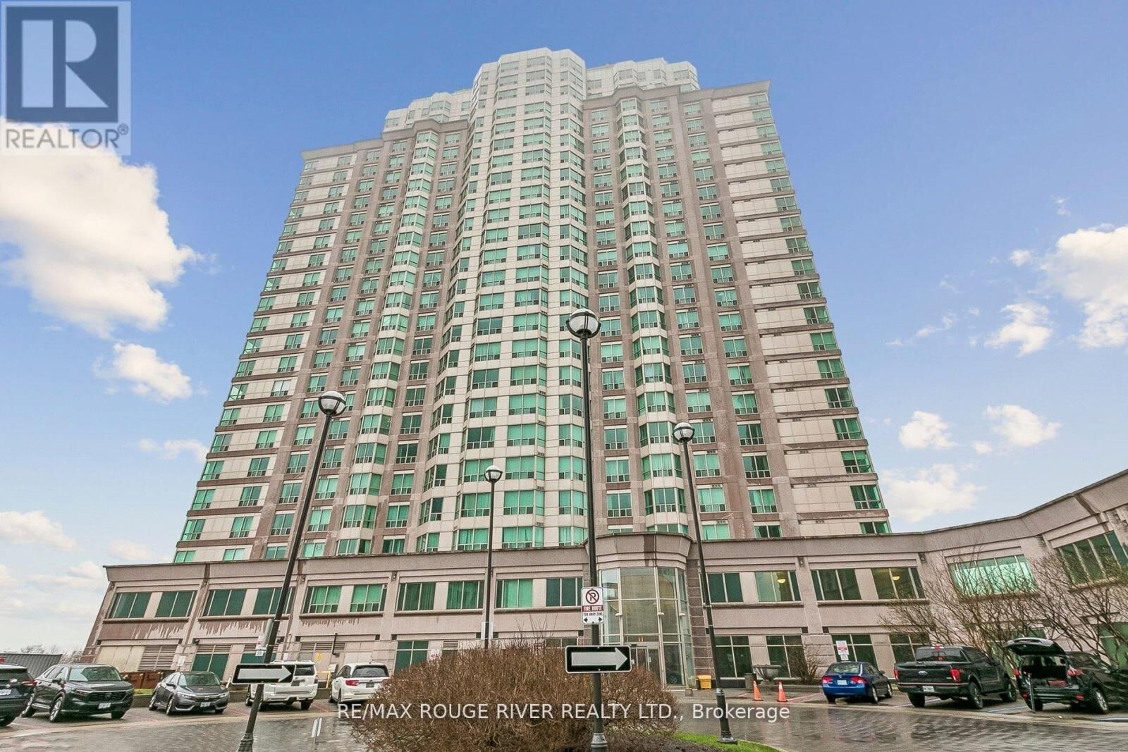 Property Photo:  11 Lee Centre Drive 1203  ON M1H 3J5 