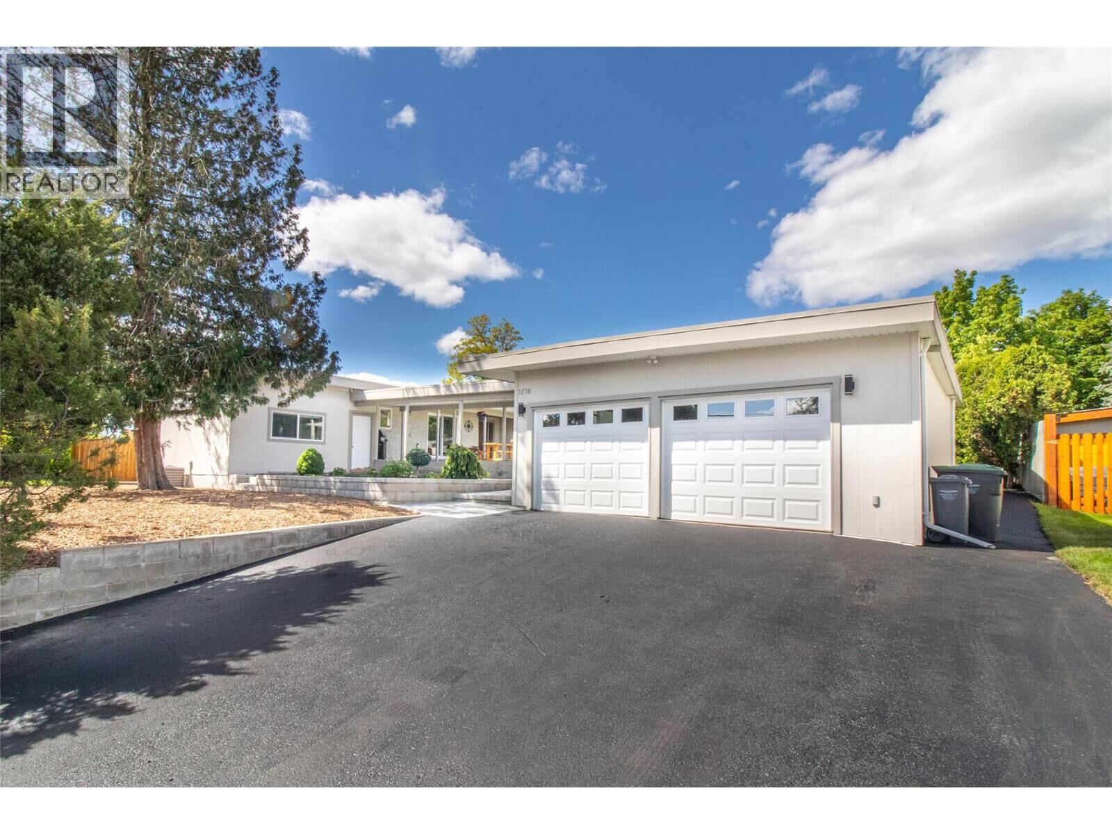 Property Photo:  1716 Cathy Court  BC V1P 1L4 