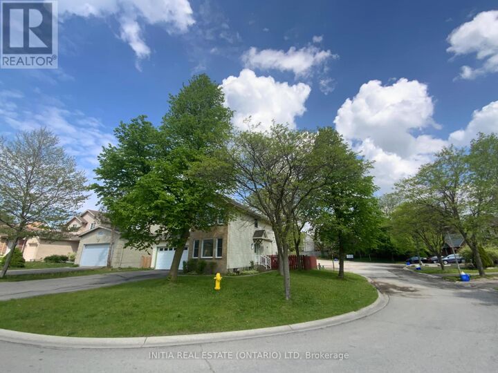 Property Photo:  101 Southcott Court  ON N6G 4Y6 