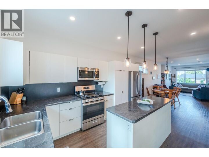Property Photo: 1228 Government Street 102 BC V2A 4V4