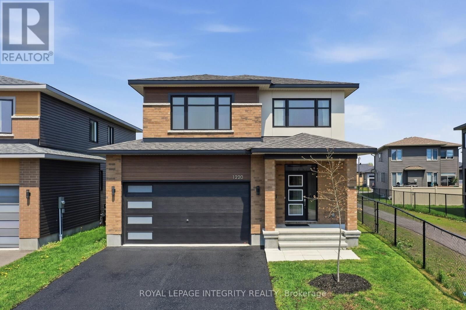 Property Photo:  1220 Diamond Street  ON K4K 0M1 