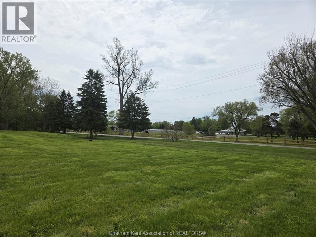 Property Photo:  50 Indian Creek Road West  ON N7M 2E1 