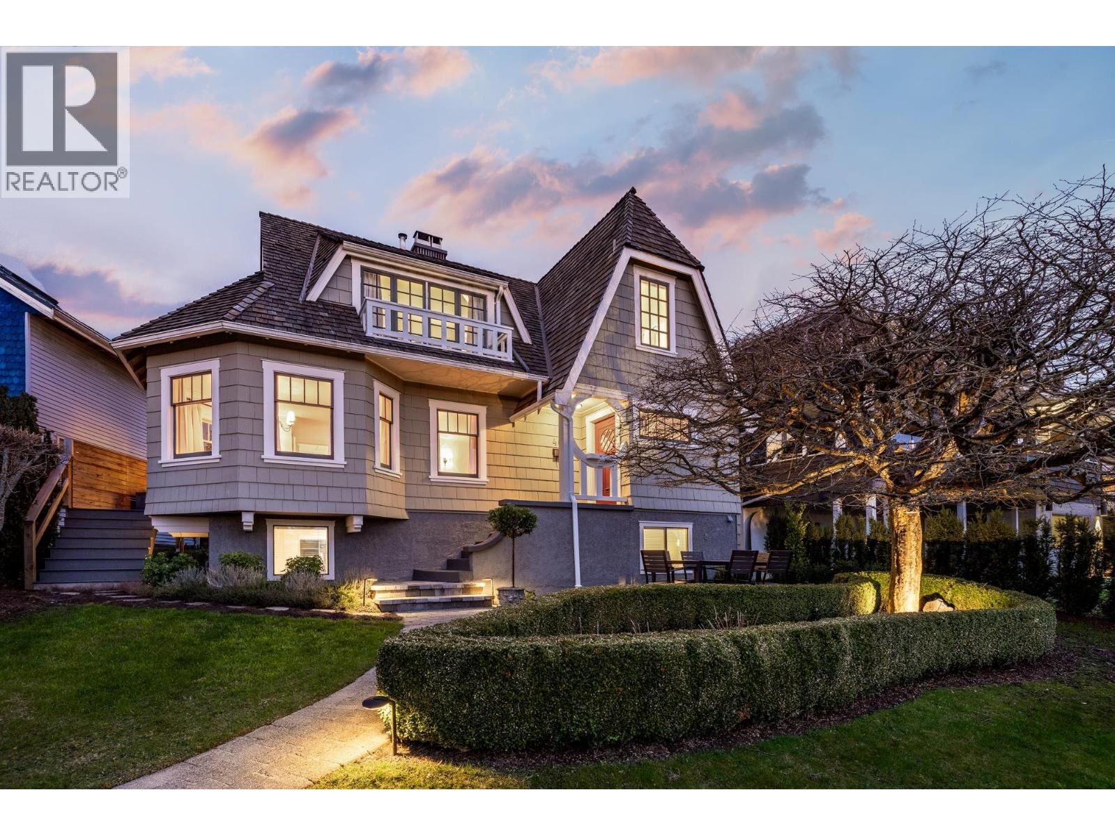 Property Photo:  402 Brand Street  BC V7N 1E9 