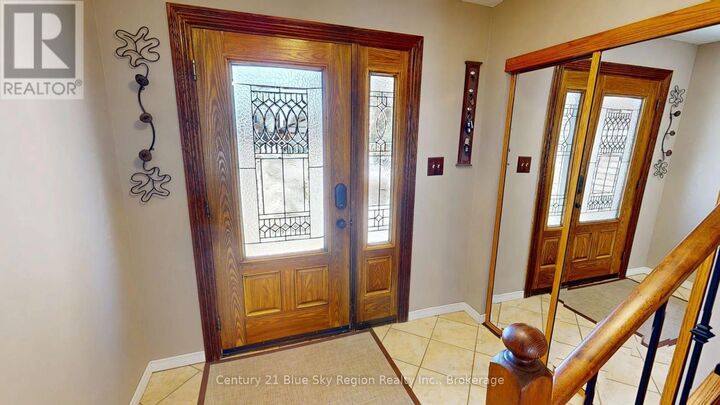 Property Photo:  25 Carriage Crescent  ON P1C 1G5 