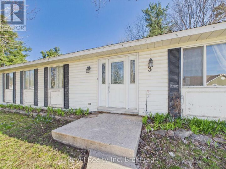 Property Photo:  3 Wellington Street  ON P1L 1E8 