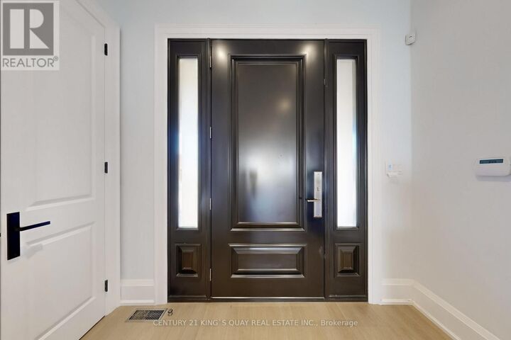 Property Photo:  8 Parkway Avenue  ON L3P 2E8 
