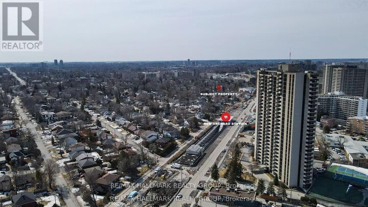 Property Photo:  250 Richardson Avenue  ON K2B 5G6 